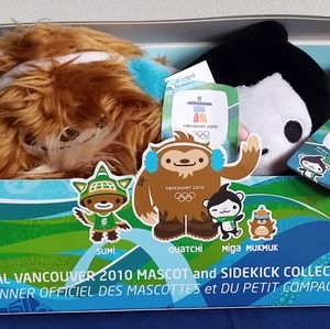 Official Vancouver 2010 Mascot And Sidekick Collector's Set